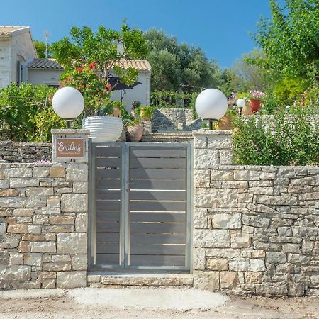 Villa Emilios Stone House Gaios Exterior foto